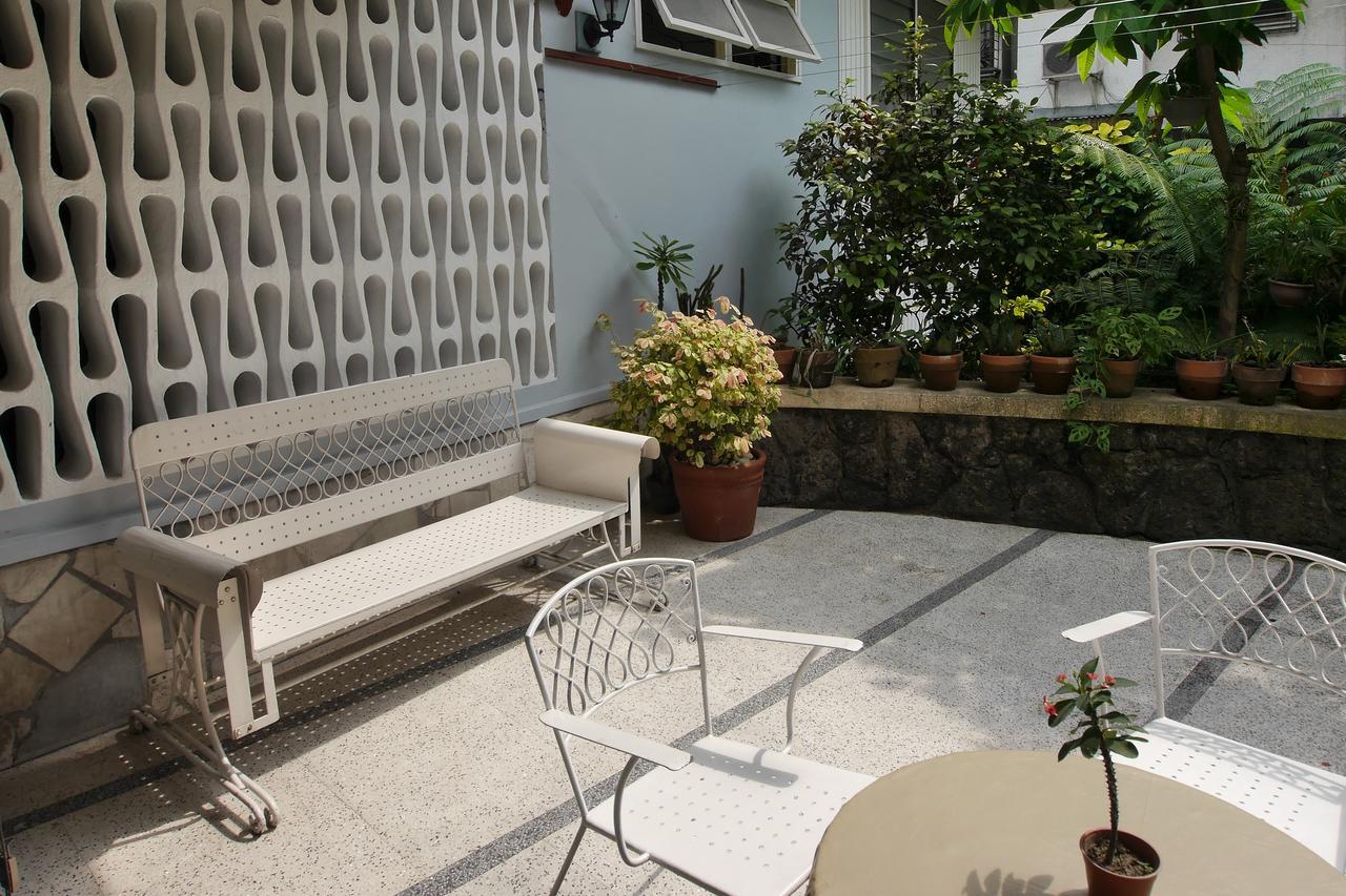 New Manila Suites Ciudad Quezon Exterior foto